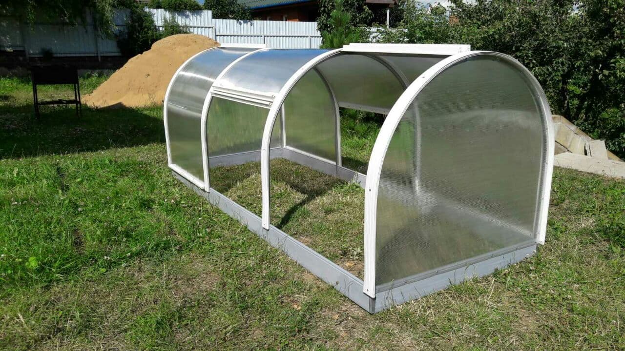 Inspekt mini šiltnamis iš polikarbonato 1,5 x 4 m