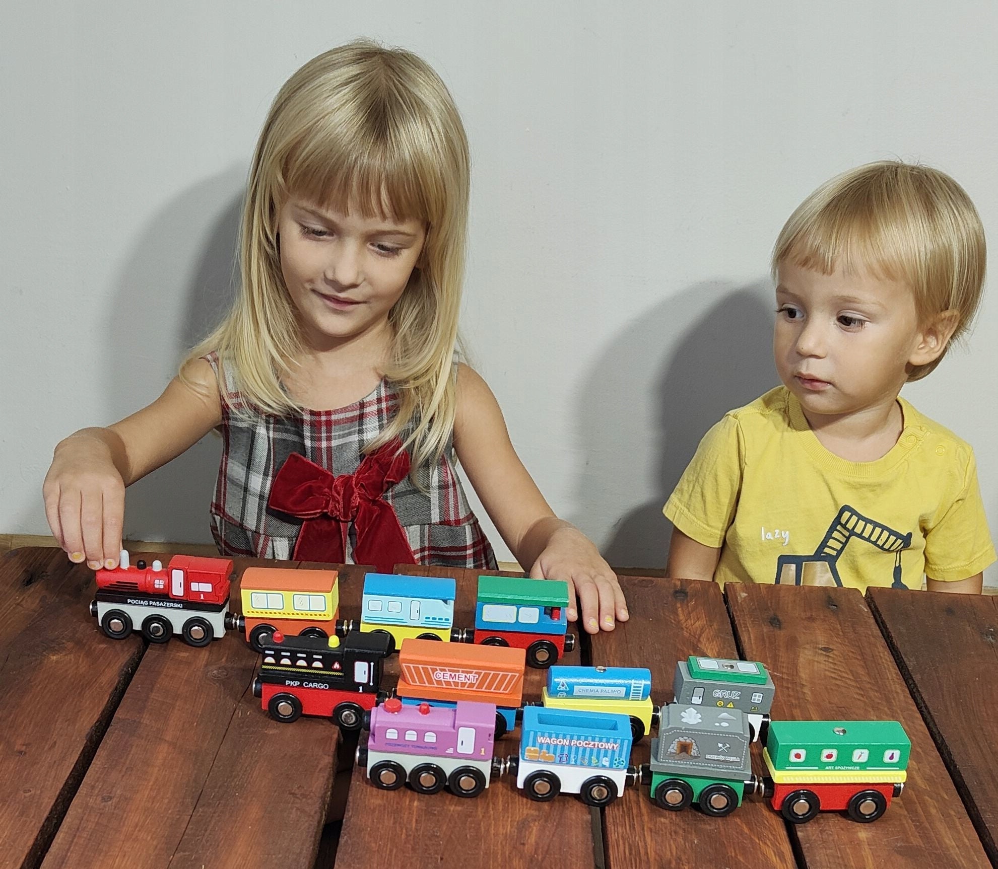 3 x Medinis traukinys