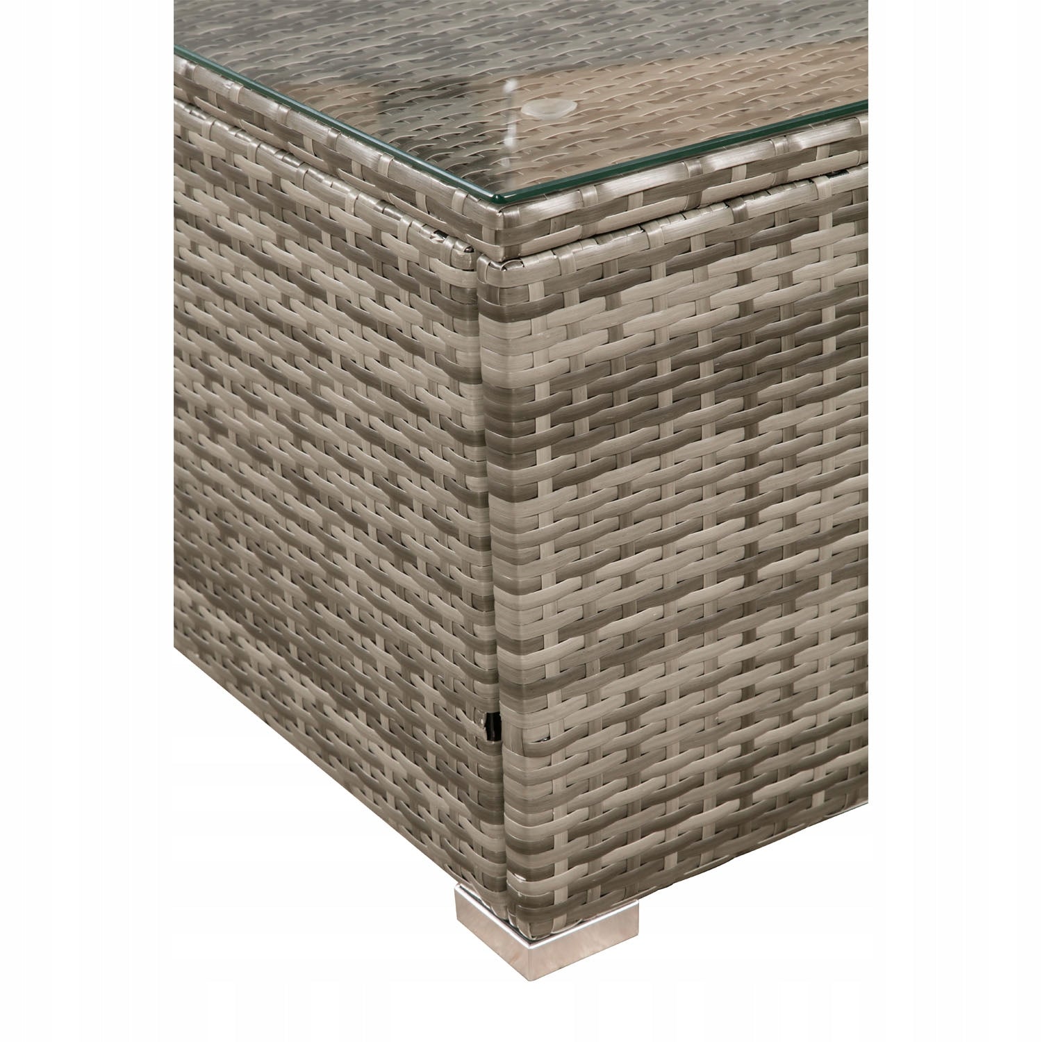 Sodo baldų komplektas