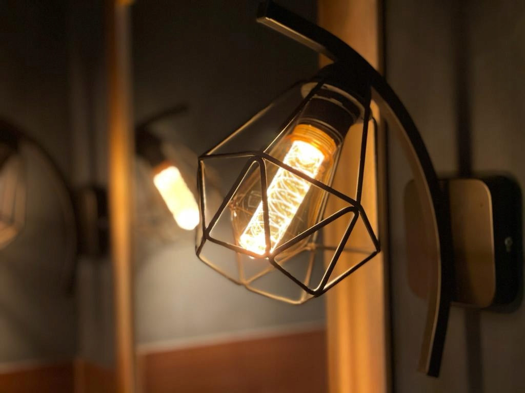 Vintažinis sieninis šviestuvas