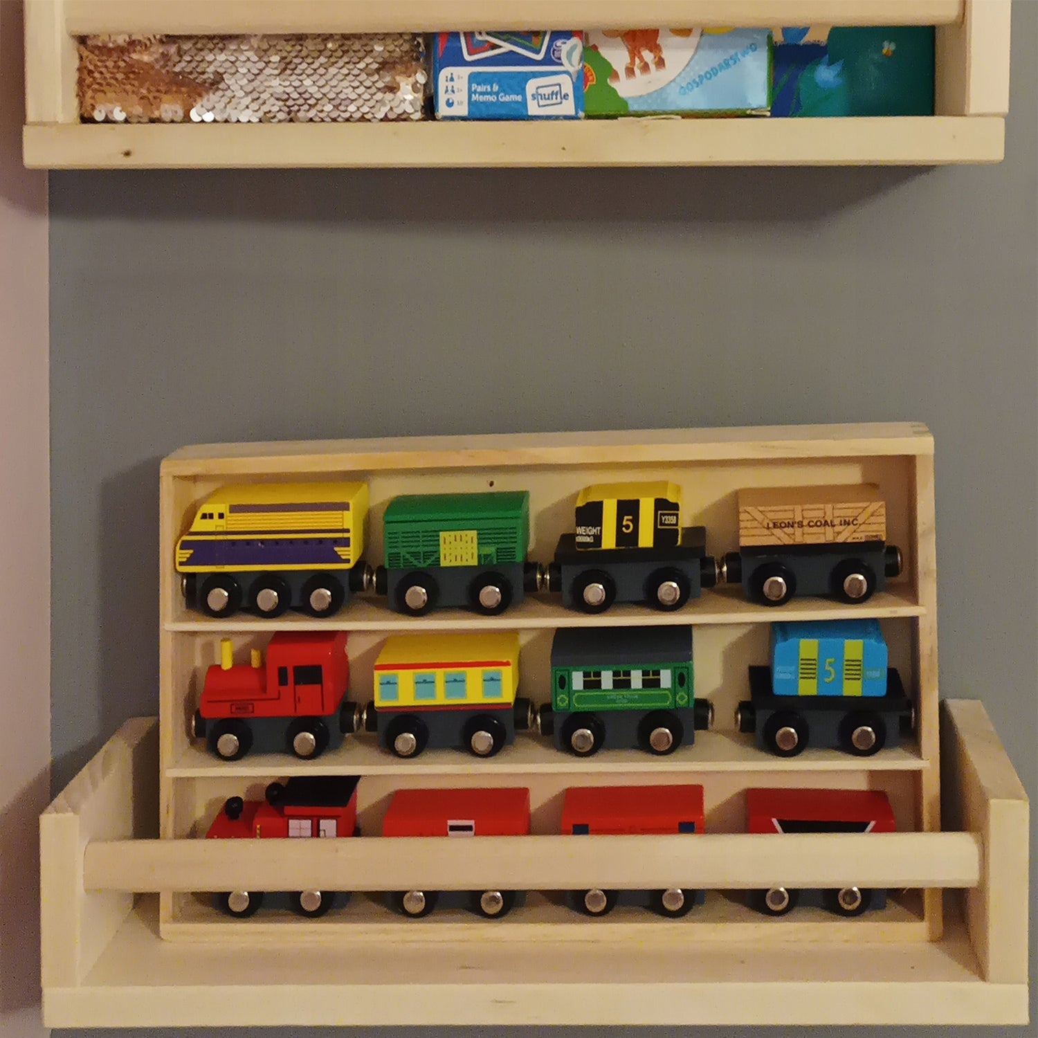 Kruzzel medinio traukinio komplektas