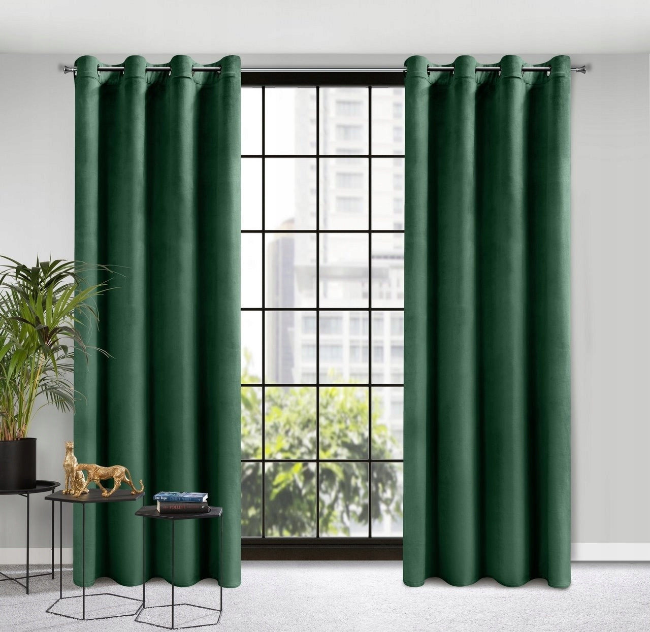 Naktinė užuolaida velvet su žiedais 250 cm x 140 cm 12spalvų