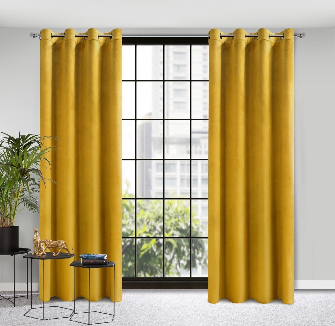 Naktinė užuolaida velvet su žiedais 250 cm x 140 cm 12spalvų