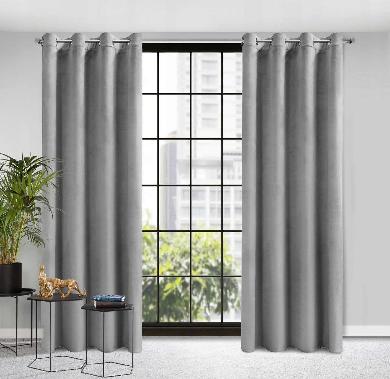 Naktinė užuolaida velvet su žiedais 250 cm x 140 cm 12spalvų