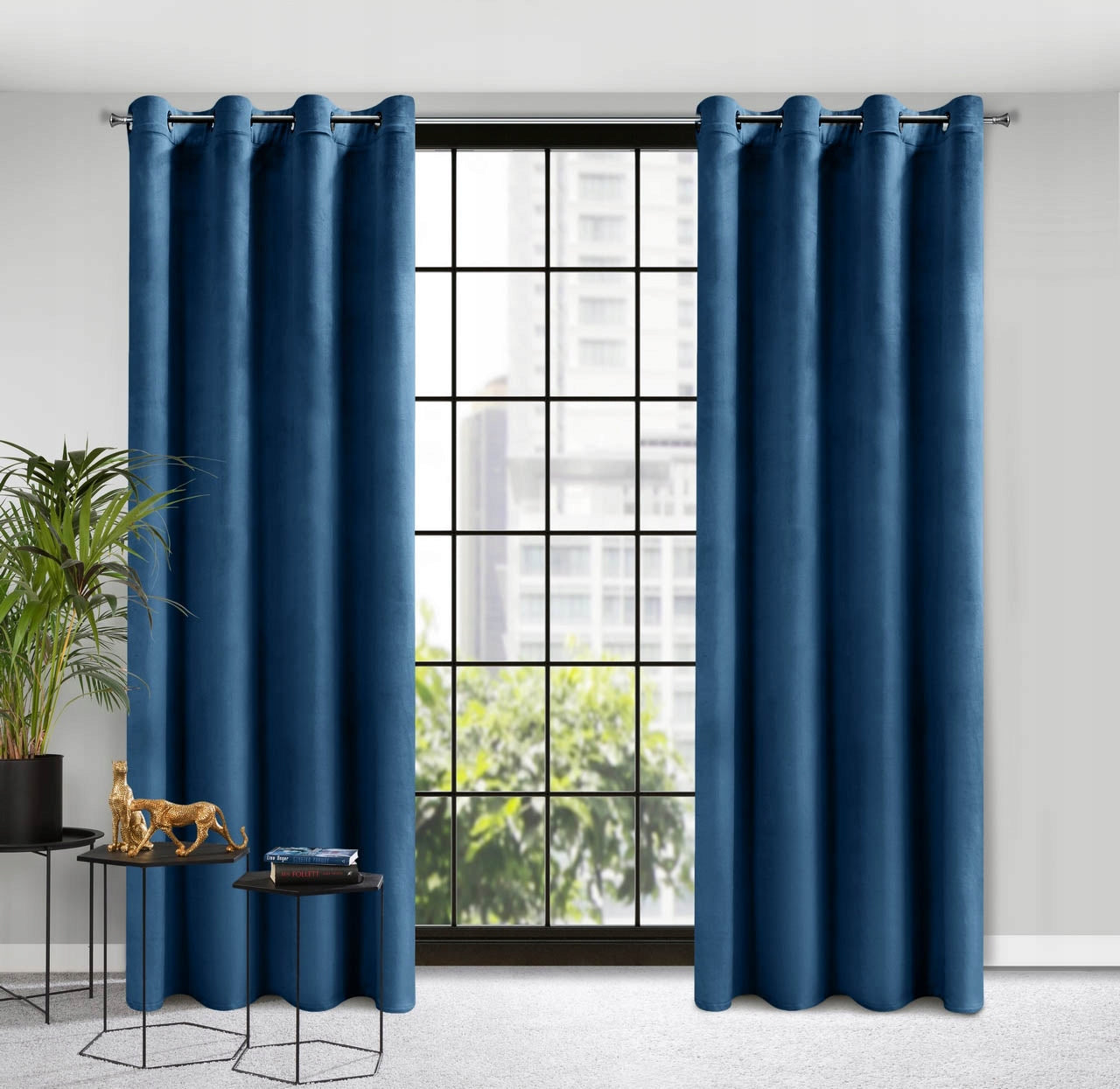 Naktinė užuolaida velvet su žiedais 250 cm x 140 cm 12spalvų
