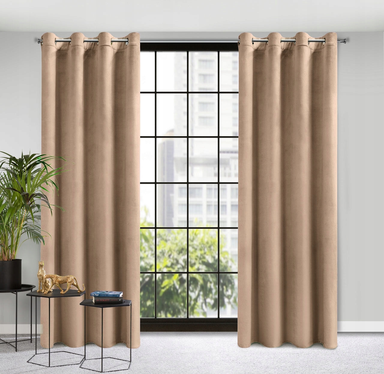 Naktinė užuolaida velvet su žiedais 250 cm x 140 cm 12spalvų