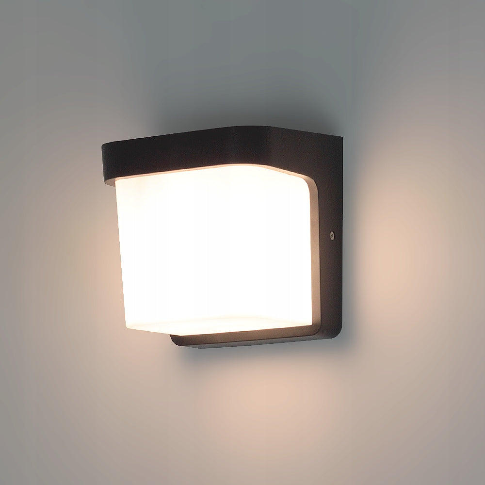 Sieninis šviestuvas IP54,  max18W