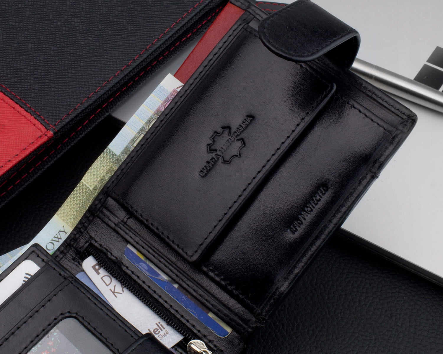 Vyriška odinė piniginė su apsauga nuo vagysčių