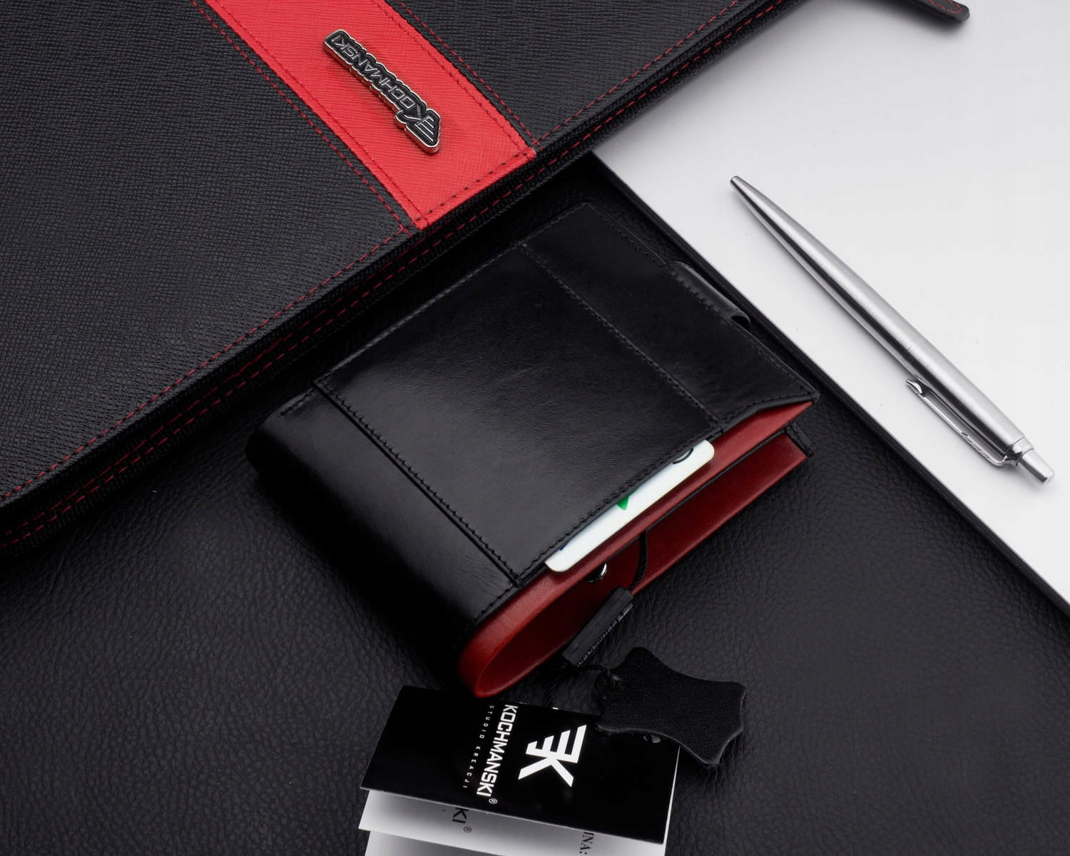 Vyriška odinė piniginė su apsauga nuo vagysčių