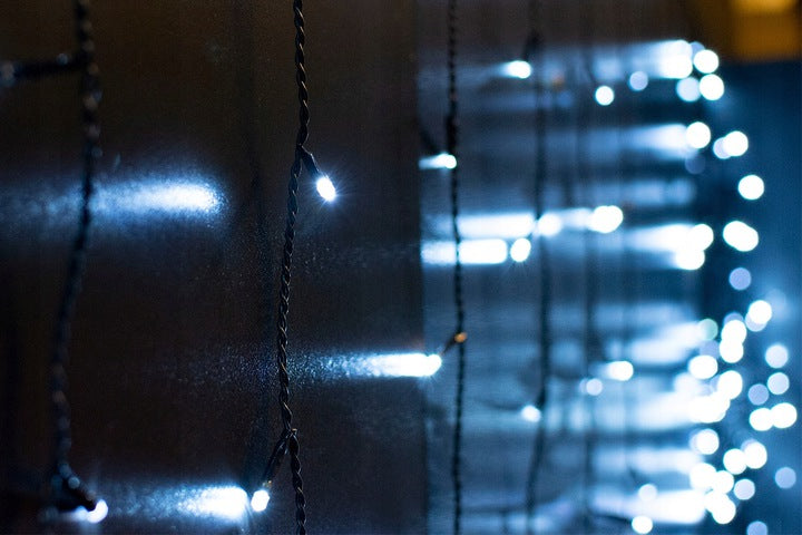 200 LED kalėdinė girlianda - varvekliai