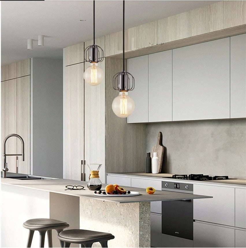 Pakabinamas šviestuvas Toollight APP591-1CP