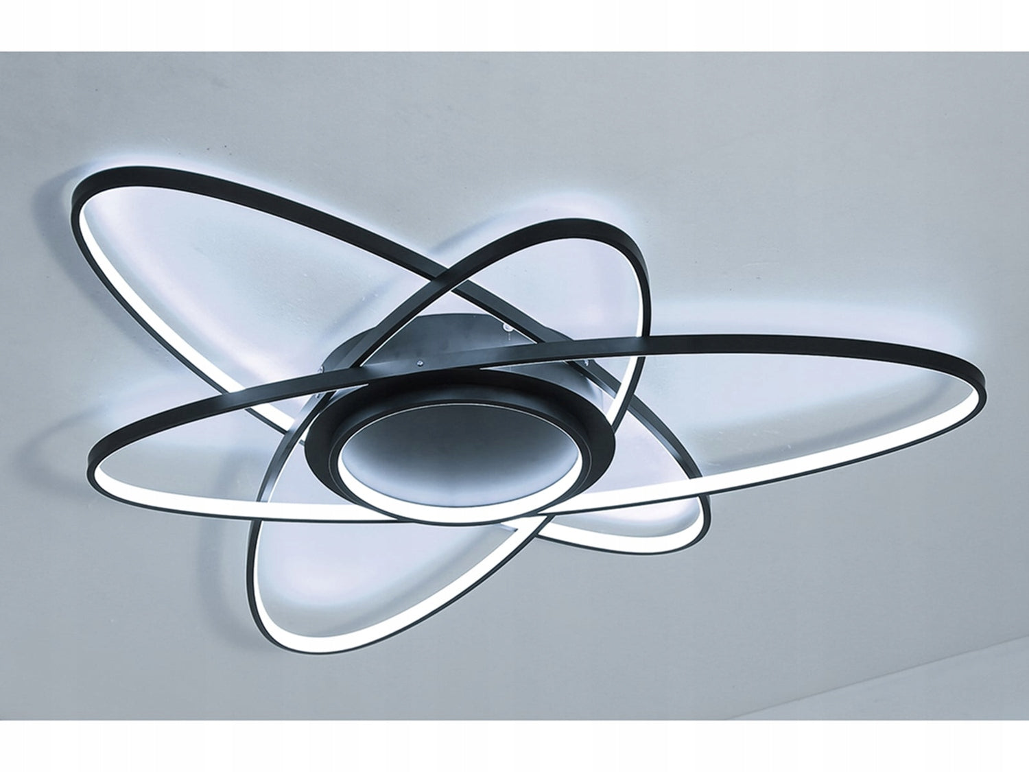 Berge Memphis LED 70W lubinis šviestuvas