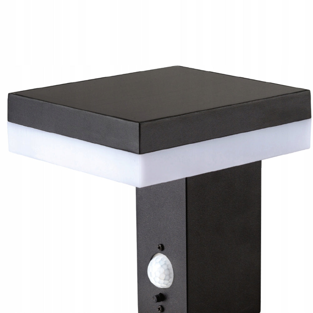 Stačiakampis sodo apšvietimo stulpas su integruotu LED šaltiniu ir judesio davikliu, 80 cm juodos spalvos