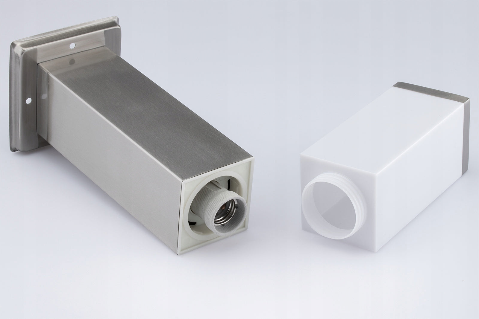 Kvadratinis sodo apšvietimo stulpas NNLED E27 45 cm sidabrinis