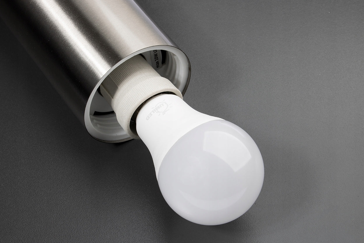 Lauk/ sodo šviestuvas E27 POST 45cm