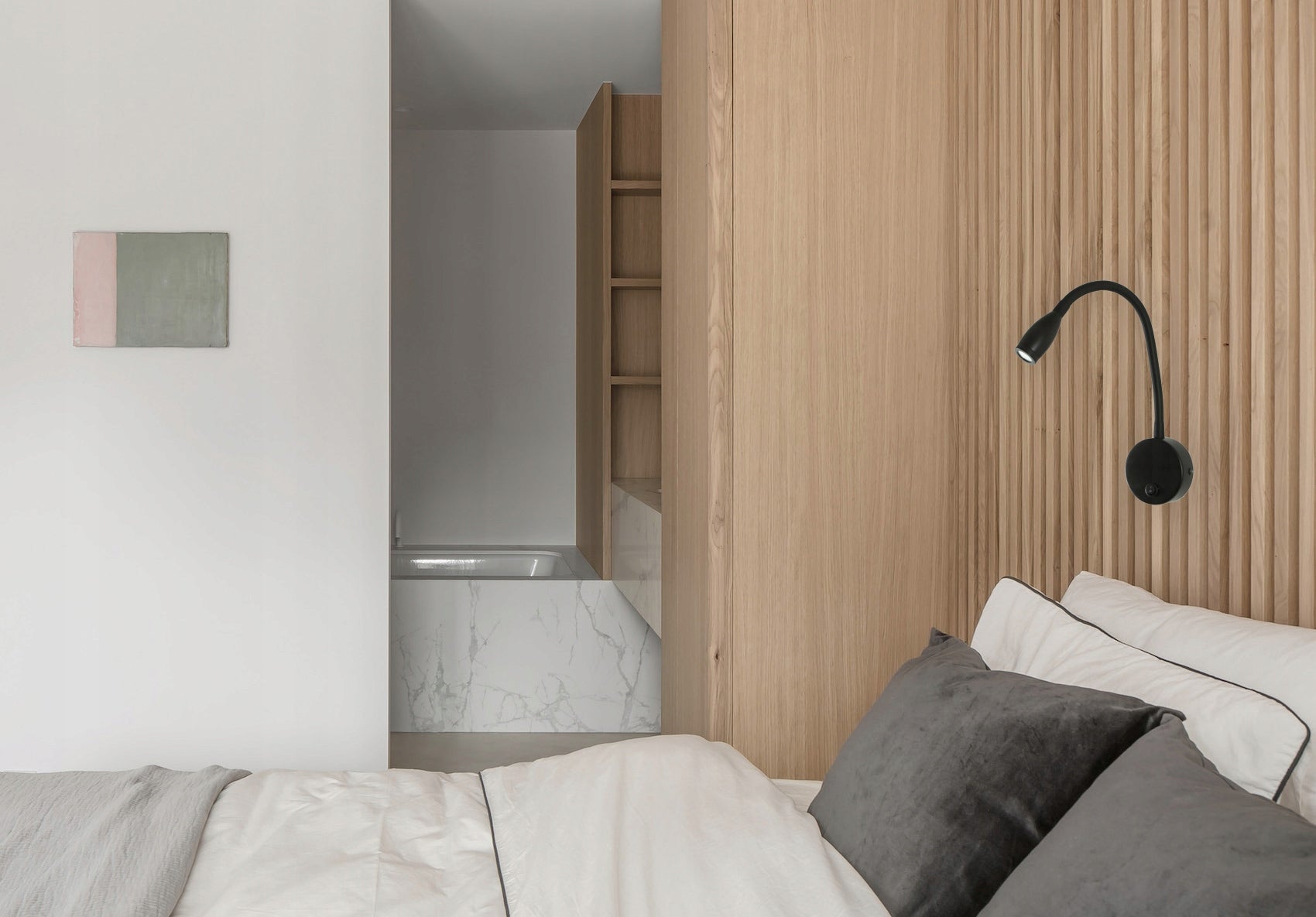 Sieninis šviestuvas