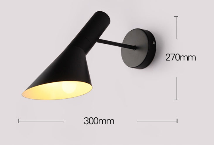 Sieninis šviestuvas juodas