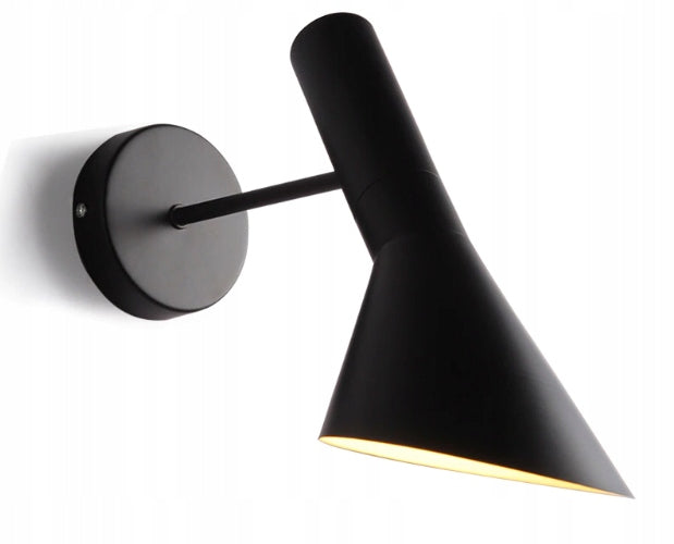 Sieninis šviestuvas juodas