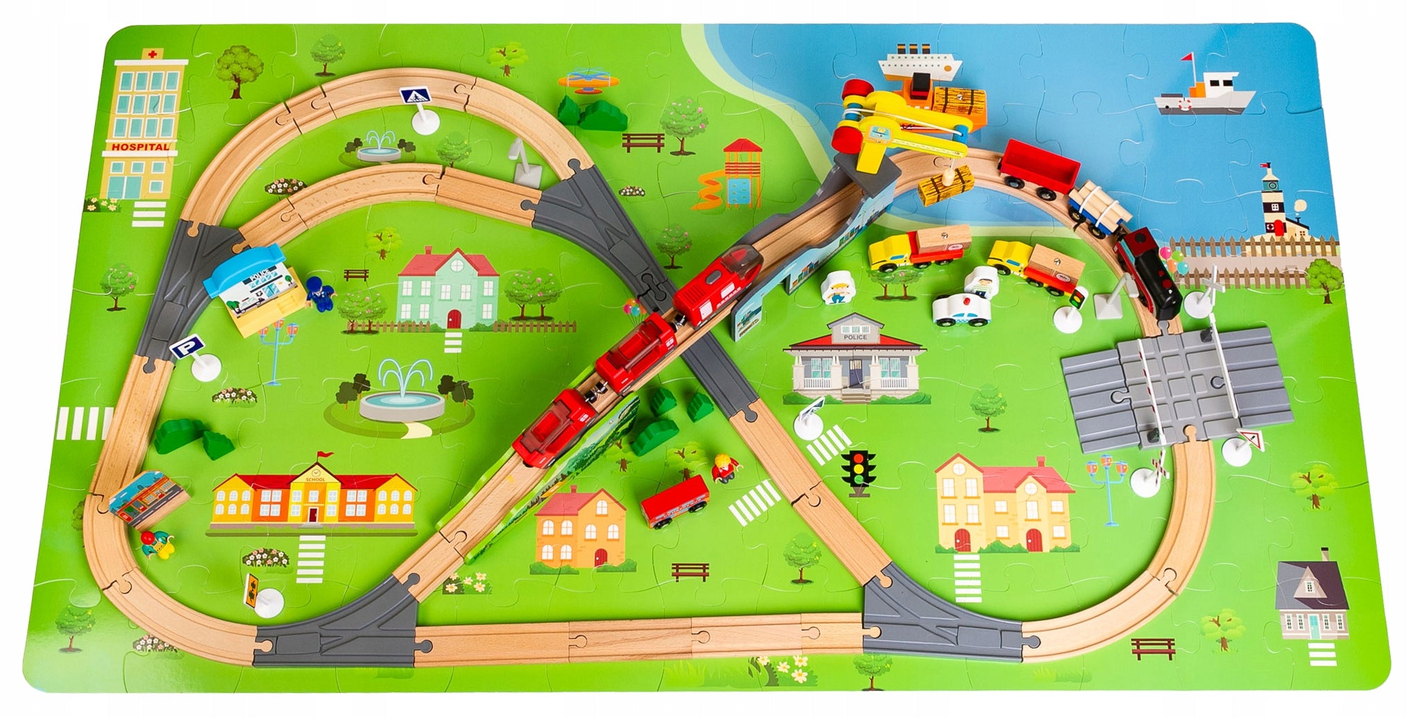 Doris motorizuotas medinis traukinys su trasa