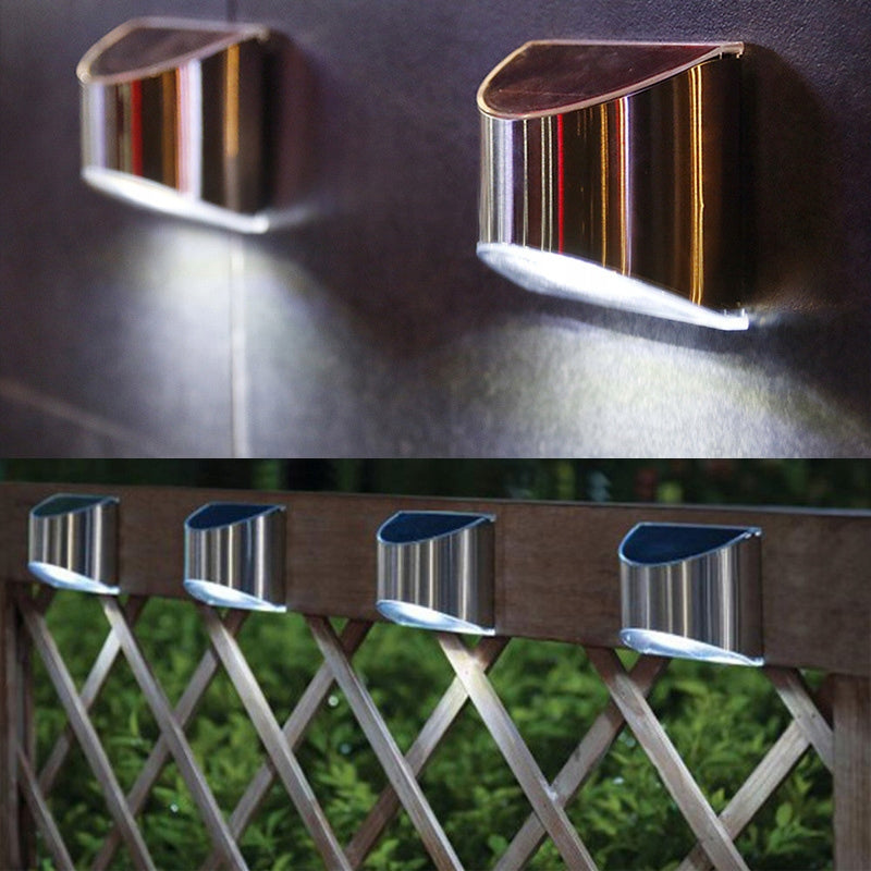 LED sieninis šviestuvas  2vnt + saulės baterija