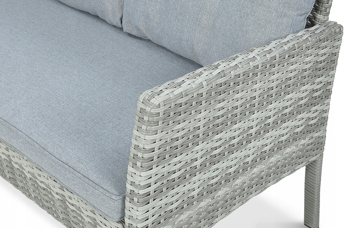 Sodo baldų komplektas Cortina