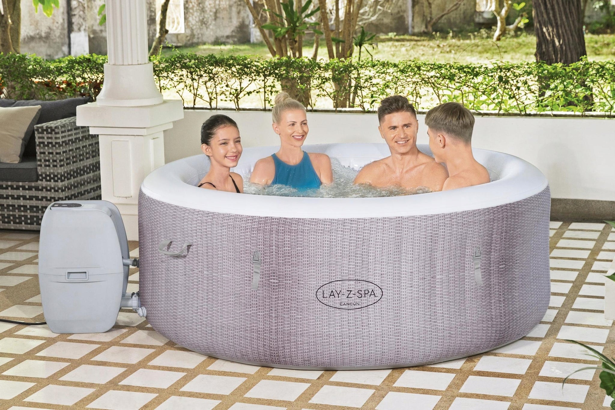 Pripučiama sūkurinė vonia HIDROMASSAGE BESTWAY Lay-Z- SPA 669 litrai